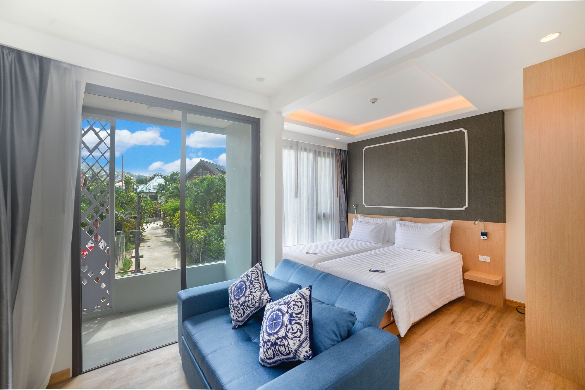 The Aristo Beach By Holy Cow 423 Phuket Exterior photo